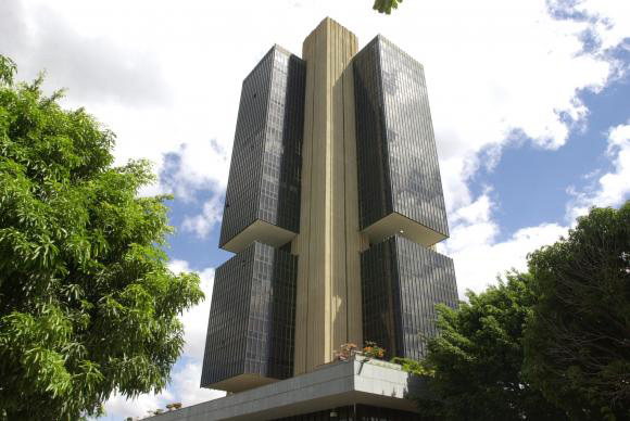 A projeção para a inflação este ano está abaixo do centro da meta, que é 4,5%, diz Banco Central  -
 Arquivo Agencia Brasil
