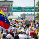 Marcha_hacia_el_Palacio_de_Justicia_de_Maracaibo_-_Venezuela_06