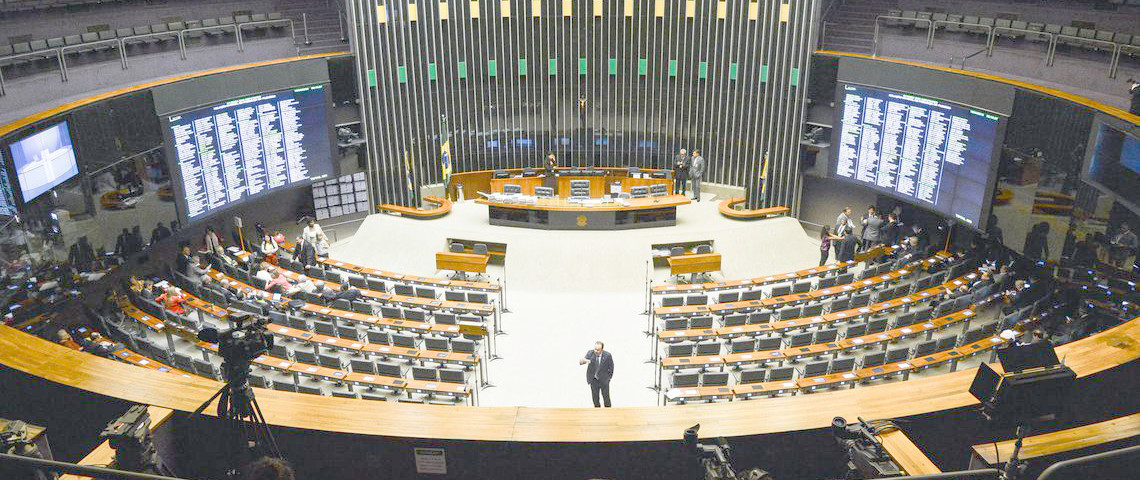 Brasília – Plenário da Câmara dos Deputados antes do inicio da discussão do relatório do Impeachment (Antônio Cruz/Agência Brasil)