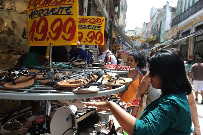 Comércio de rua, sapatos