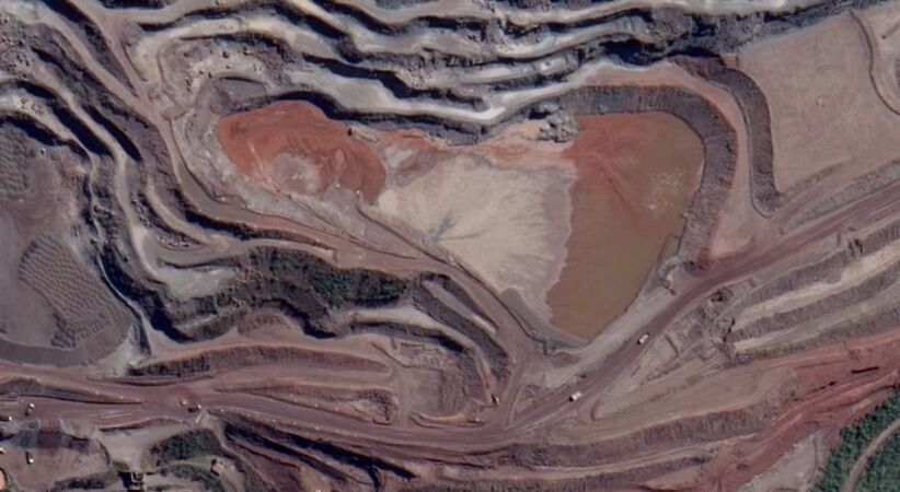 Em Itatiaiuçu, barragem Serra Azul. A estrutura pertence à mineradora ArcelorMittal