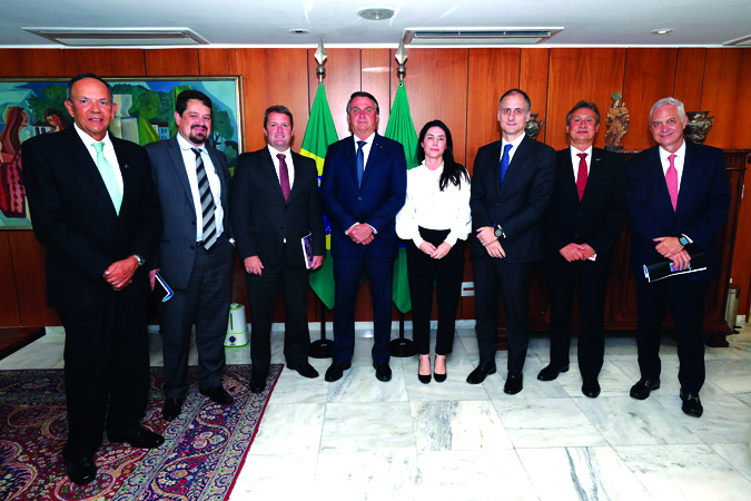 Conselho do Aço Brasil é recebido pelo Presidente Jair Bolsonaro - Foto: Assessoria IAB