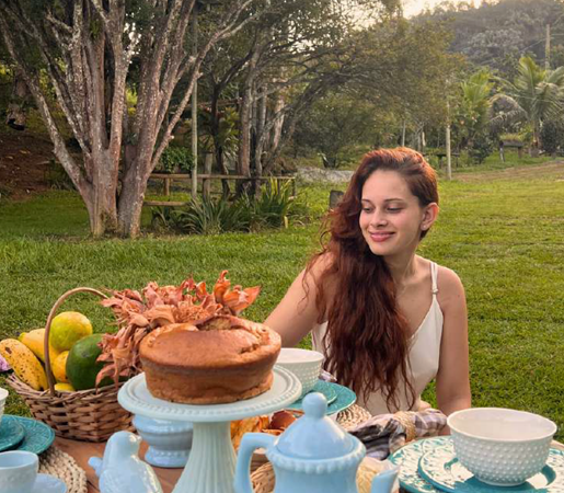 O evento contará Café da manhã e almoço com pratos típicos e bebidas no “Recanto Cherie”, música ao vivo, teatro e o tradicional Batuque dos Cocais, entre outras atrações